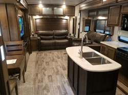 Keystone Cougar 338RLK interior